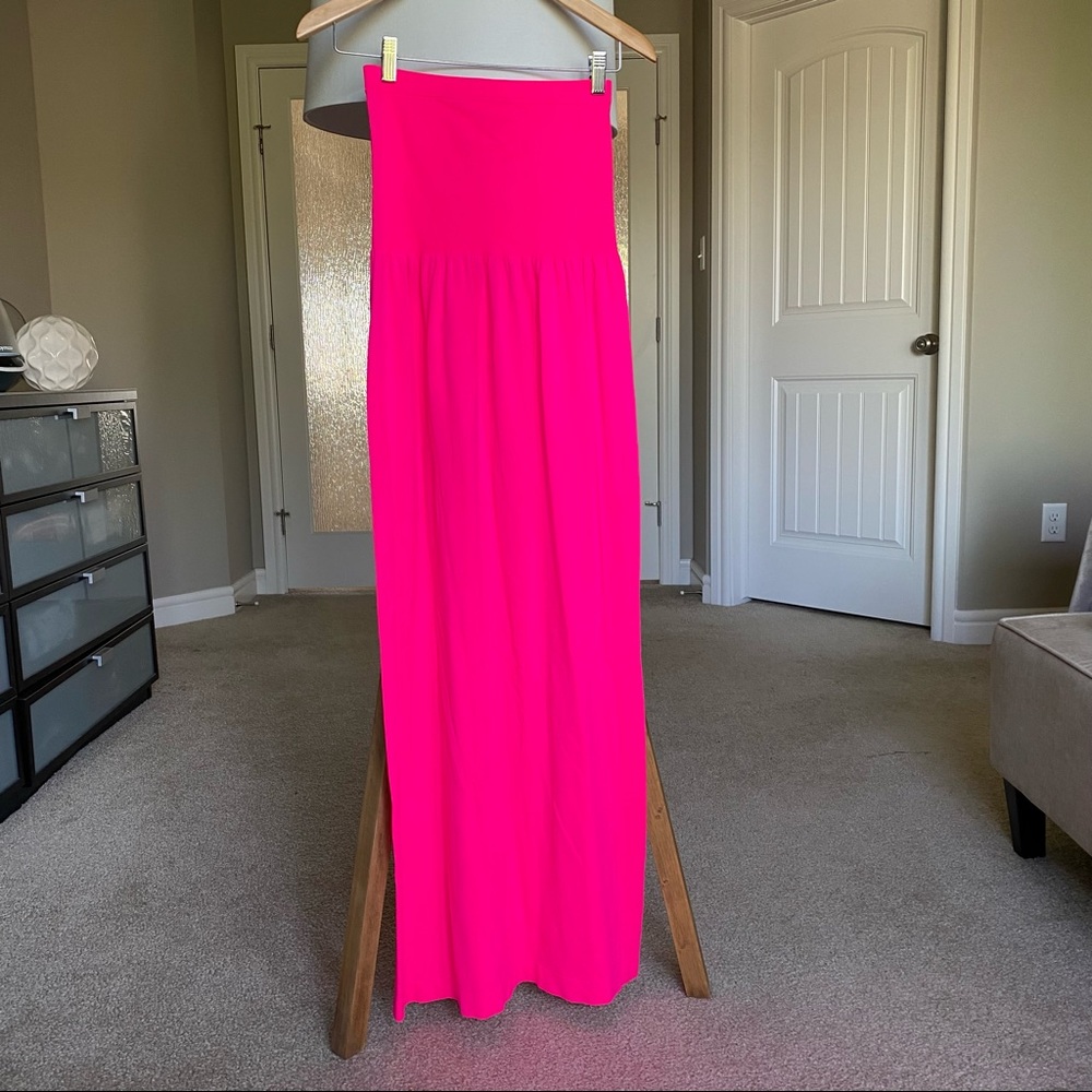 M&B. Neon pink bodycon maxi dress. O/S